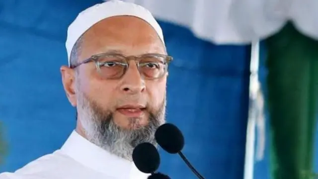 குஜராத் பல்கலைக்கழக விடுதியில் நமாஸ் செய்ததால் வெளிநாட்டு மாணவர்கள் தாக்கப்பட்டனரா?