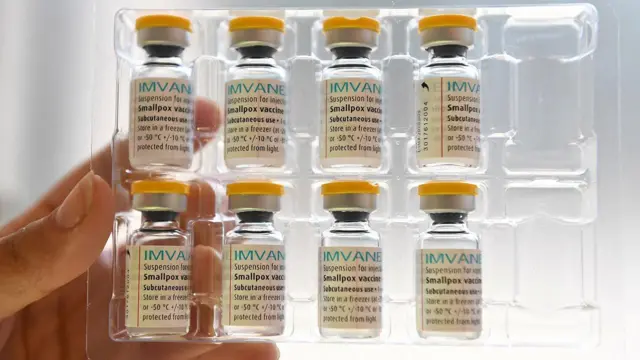 Doses da vacina contra a varíola Imvanex da Bavarian Nordic, que também é usada para proteger contra o vírus mpox