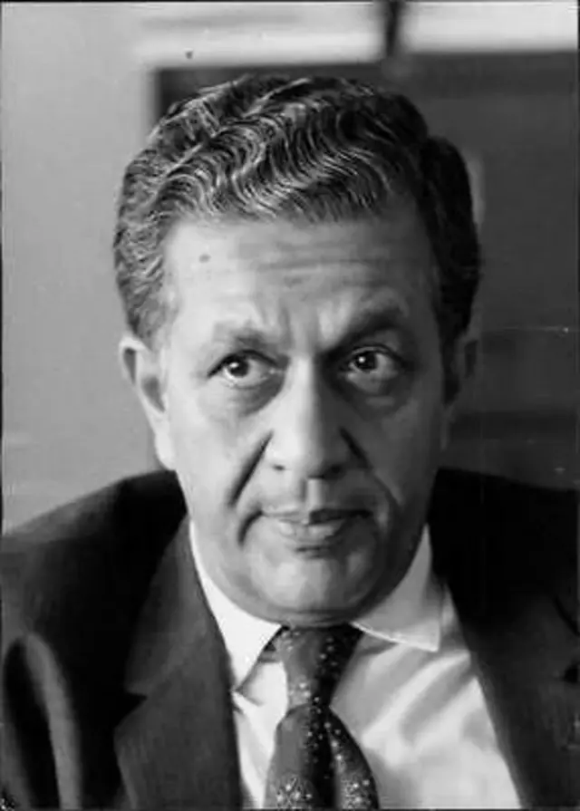 அணு விஞ்ஞானி முனைவர் ஹோமி சேத்னா