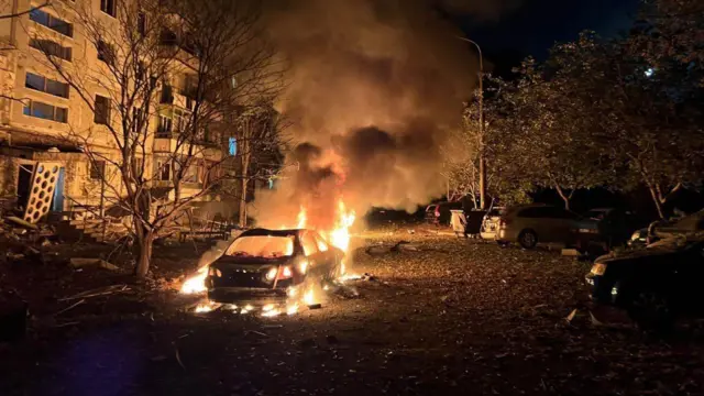 Пожежа на місці влучання у Запоріжжі