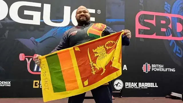 රන්සිළුගේ ක්‍රීඩා දිවියේ "ලොකු ම සිහිනය" වී ඇත්තේ, සවි එසවීමේ ලෝක ශූරතාව ශ්‍රී ලංකාවට දිනා දීම ය.