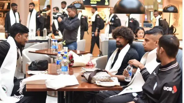 ভারতে এসে পৌঁছানোর পর বাংলাদেশ দলকে অভ্যর্থনা