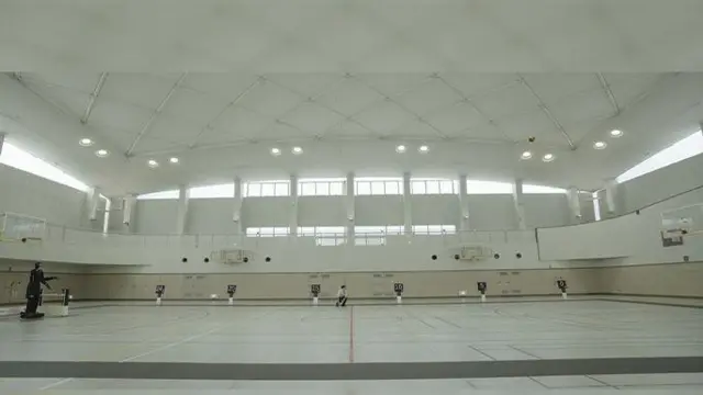 ربات تویوتا توپ بسکتبال را از فاصله ۲۴ متر و ۵۵ سانتیمتر به داخل سبد انداخت