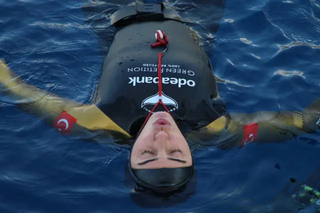 Şahika Ercümen 2021'de dalış için hazırlanıyor