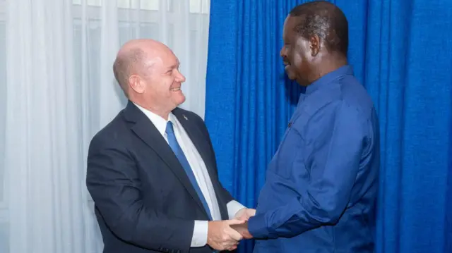 Chris Coon oo dhawaan Nairobi kula kulmay hoggaamiyaha mucaaradka Kenya, Raila Odinga
