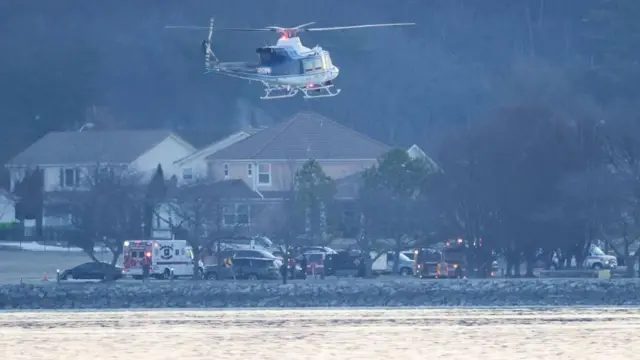 Búsqueda tras el accidente de avión. 