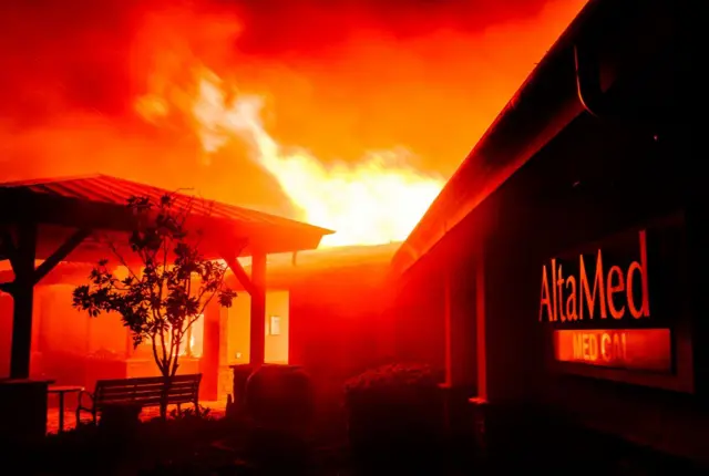 Пожар в Лос-Анджелесе