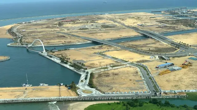 මෙම ව්‍යාපෘතියේ සම්පුර්ණ අයෝජනය ඇමරිකානු ඩොලර් 540,104,317ක් වන අතර ඉන් ඩොලර් 75,000,000ක් ඉඩම් බදු ගැනීම සඳහා වෙන් කර තිබේ.