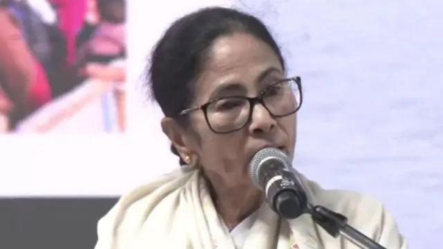 મમતા બેનર્જી, પશ્ચિમ બંગાળમાં ડિટેન્શન કેમ્પ,બીબીસી ગુજરાતી, 