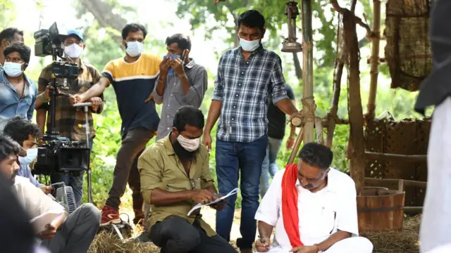 சினிமா விமர்சனம், சூரி, விஜய் சேதுபதி. வெற்றிமாறன்