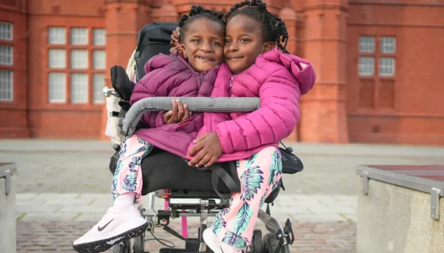 Marieme et Ndeye sont restées au Royaume-Uni pour bénéficier des soins médicaux dont elles ne disposaient pas au Sénégal