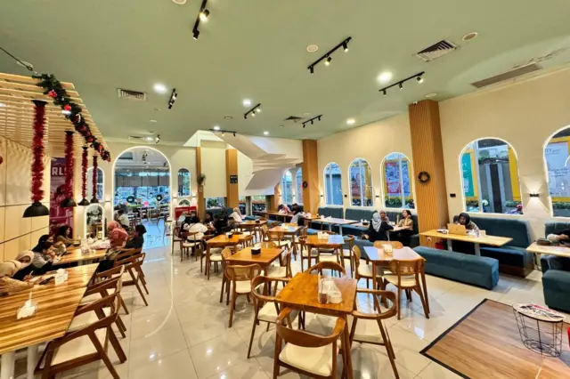 Ilustrasi kafe. Sakopi Cafe & Resto, Magelang. Kafe di Magelang. Rekomendasi cafe di Magelang