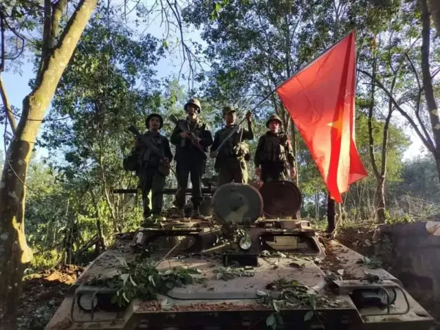 မုံးကိုးမြို့ကို ထိန်းချုပ်နိုင်ပြီ လို့ MNDAA ပြော