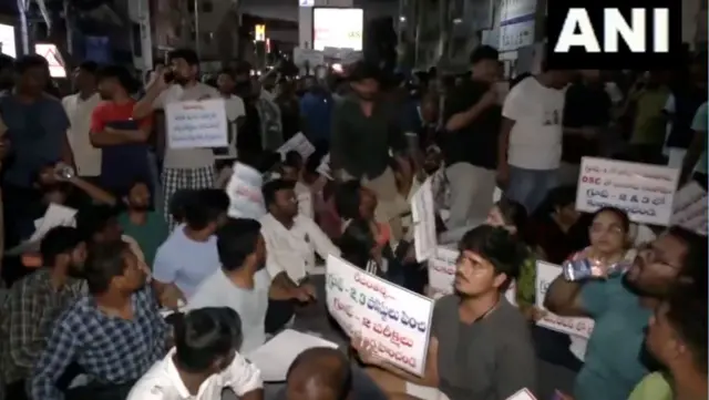 నిరుద్యోగుల ఆందోళన 