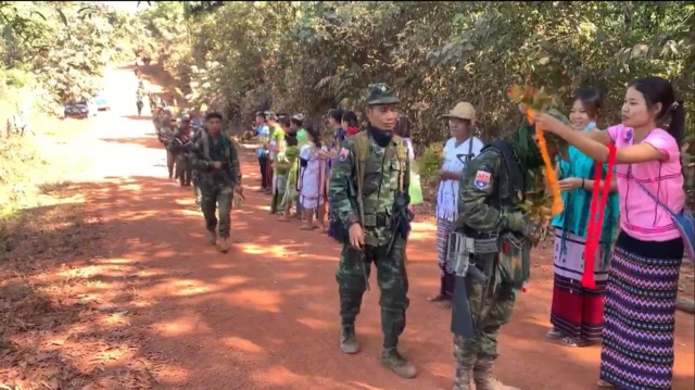 ပြီးခဲ့တဲ့မေလက မိတ်ဖက်အဖွဲ့တွေနဲ့အတူ ကျသောင်းစစ်ကောင်စီစခန်းသိမ်းတိုက်ပွဲ ပြီးနောက် မြင်ကွင်း