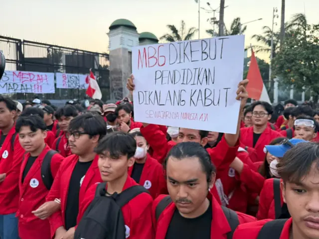 Mahasiswa Mercu Buana, demo mahasiswa, Trisakti
