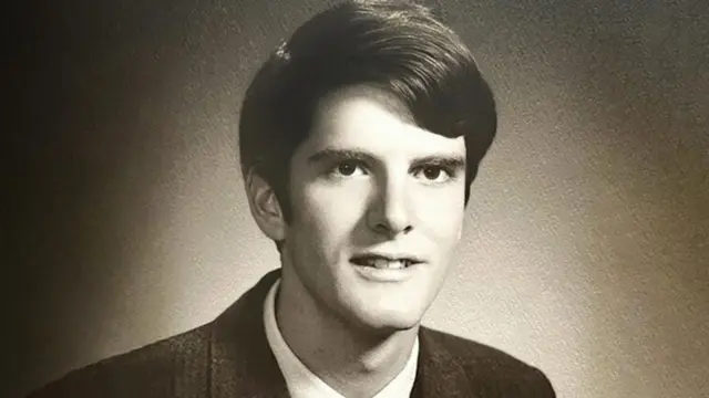 આર્થર રોસ વર્ષ 1969માં પહેલી વખત યુનિવર્સિટી ઑફ બ્રિટિશ કૉલમ્બિયામાં જોડાયા હતા