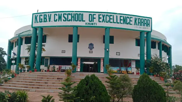 रांची में खूंटी का स्कूल