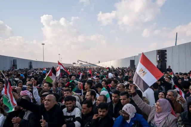 اعتراض مصری‌ها به طرح دونالد ترامپ برای انتقال فلسطینیان به مصر و اردن