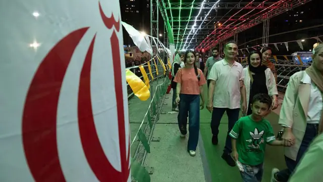 خیابان تهران و پرچم ایران