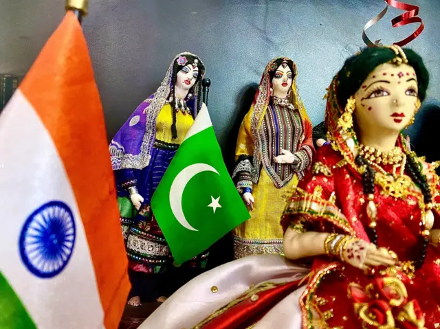 ઢીંગલીઘર, ઢીંગલી, રાજકોટ, પાકિસ્તાન, રશિયા, જર્મની,ગુજરાત,દેશ, વિદેશ