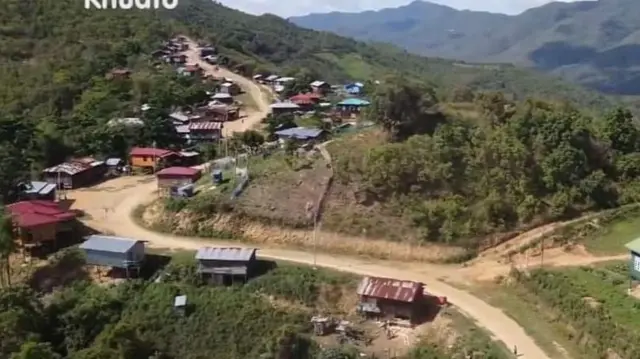 ခွာဖိုကျေးရွာ
