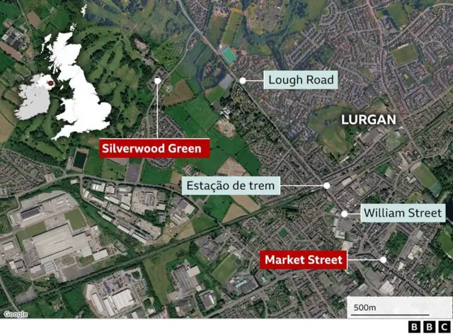 Um mapa visto de cima do centro de Lurgan que destaca  as ruas Market Street, William Street, a estação de trem e Silverwood Green
