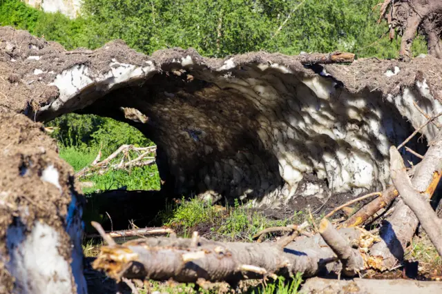 Бул кечээ жакында эле очойгон көчкү болчу.