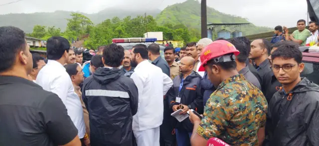 इर्शाळवाडीची दरड कोसळण्याची घटना समजून घ्या फोटोंमधून