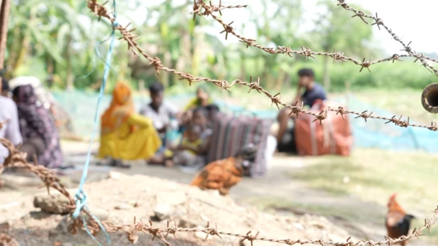 বাংলাদেশ-ভারত সীমানার সবটুকুতে কাঁটাতারের বেড়া দিতে চায় ভারত
