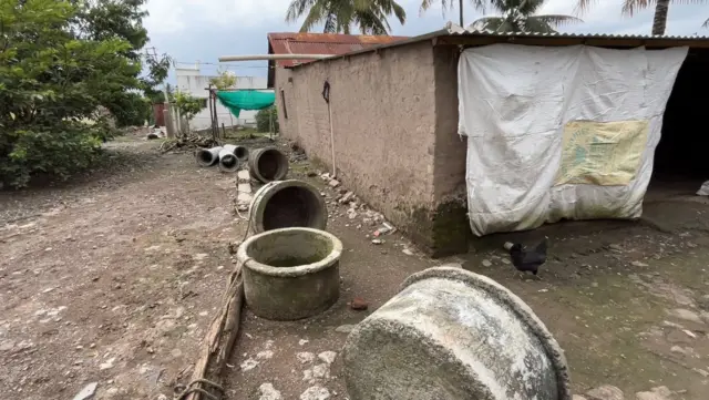 गुलाबरावांचा रिकामा गोठा