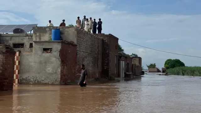 سیلاب سے تباہی