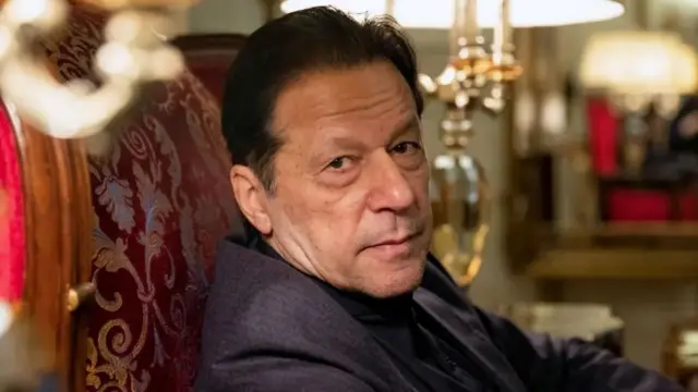 خان از سال ۲۰۲۳ در زندان است