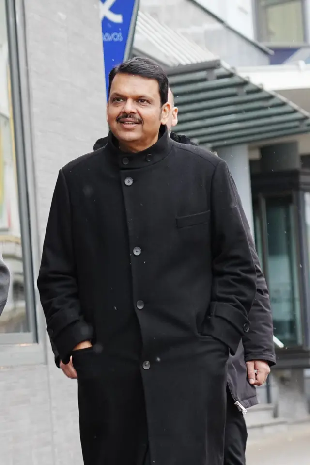 मुख्यमंत्री देवेंद्र फडणवीस सध्या दावोस दौऱ्यावर आहेत.