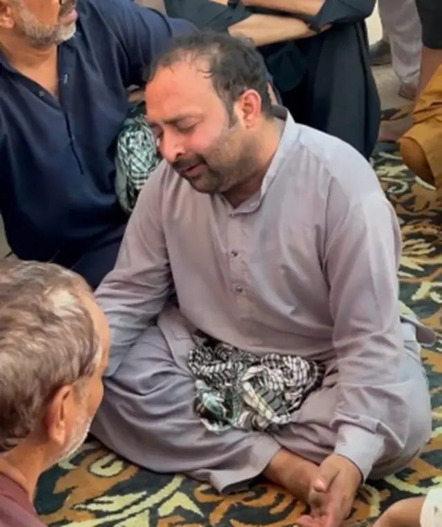 کاشف علی