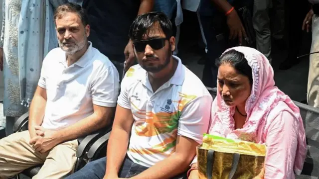 దిల్లీ, జంతర్ మంతర్, ఆందోళన, యువత, కాంగ్రెస్