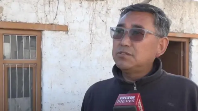 स्टांज़िन नामग्याल के पड़ोसी