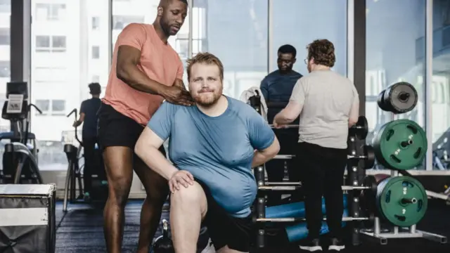 અમુક પુરુષોનાં સ્તન મહિલાઓ કરતાં મોટાં કેમ હોય છે?