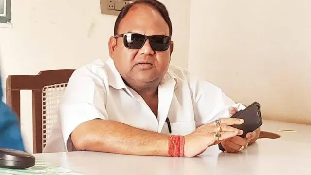 सपा के बाग़ी विधायक आशुतोष मौर्य