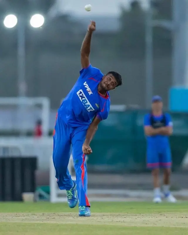 T20 உலகக் கோப்பை இலங்கை குழாமில், முதல் தடவையாக யாழ்ப்பாணத்தில் பிறந்த தமிழர் ஒருவர் இடம்பிடிப்பு