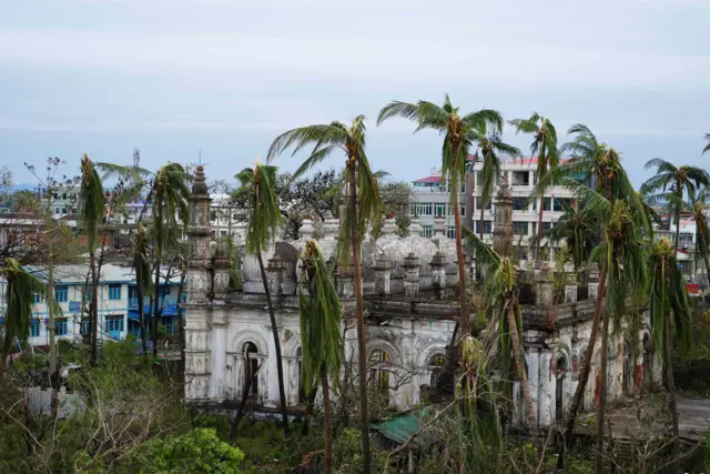 မုန်တိုင်းတိုက်ခတ်ပြီး တစ်လကြာအထိ ရခိုင်ပြည်နယ်မှာ အရေးပေါ်အကူအညီ ၇၀ ရာခိုင်နှုန်းလိုအပ်နေဆဲ 