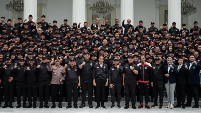 Presiden Joko Widodo melepas keberangkatan kontingen Indonesia untuk Asian Games 2023