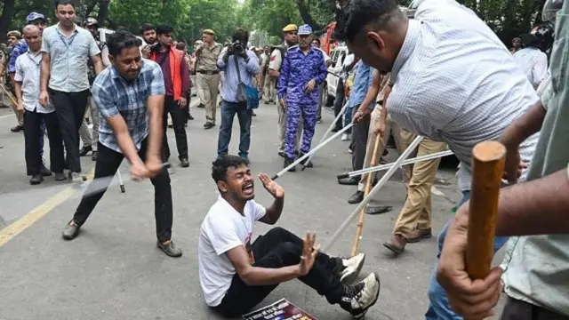  சிஜேபி போராட்டத்தில் காவல்துறை நடவடிக்கை குறித்து எழும் கேள்விகள்