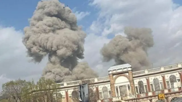 హసన్ అబాద్ స్క్వేర్