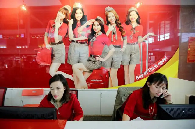 Vietjet Air là hãng hàng không tư nhân giá rẻ đầu tiên tại Việt Nam, được thành lập vào năm 2007 và đã chính thức đi vào hoạt động từ cuối năm 201