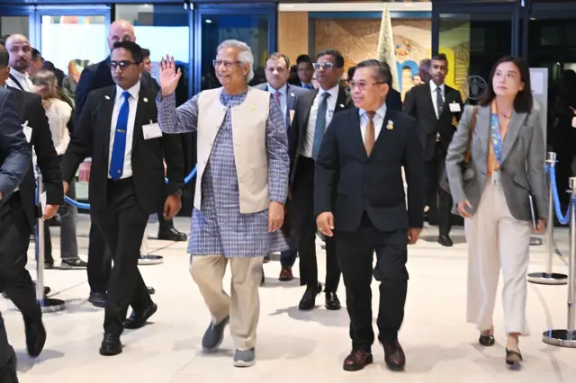 ওয়ার্ল্ড ফুড ফোরামের একটি অনুষ্ঠানে যোগ দিতে রোমে প্রধান উপদেষ্টা ড.ইউনূস