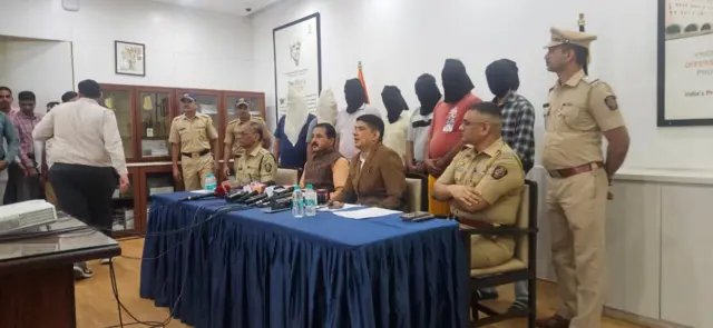 मुंबई पोलीस