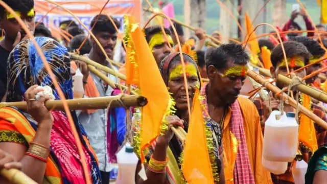 ઉત્તર ભારતમાં આ ઉત્સવ સ્વાતંત્ર્ય અને આનંદનો ઉત્સવ બની રહે છે
