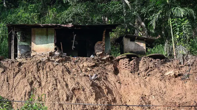 இலங்கை: 'ஜனவரி வரை நிச்சயமற்ற சூழல் தொடரும்' – எச்சரிக்கும் புவியியல் நிபுணர்