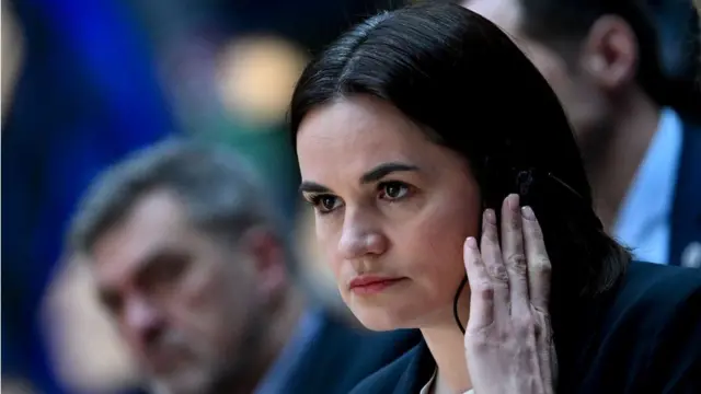 ኣብ ስደት እትርከብ መራሒት ተቓዋሚት ቤላሩስ ስቨትላና ቲካኖቭስካያሚስ